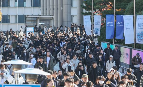 논술고사 치른 수험생들