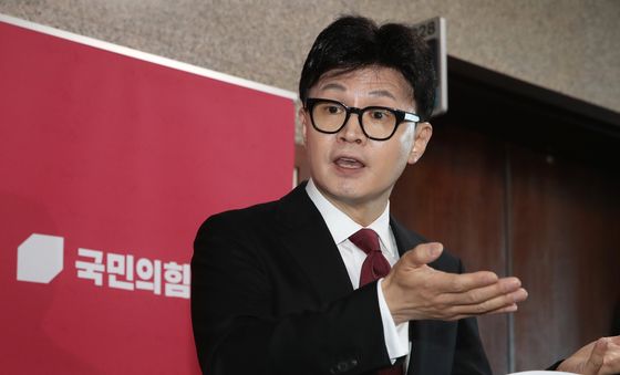 한동훈 "당대표 끌어내리겠다는 것"