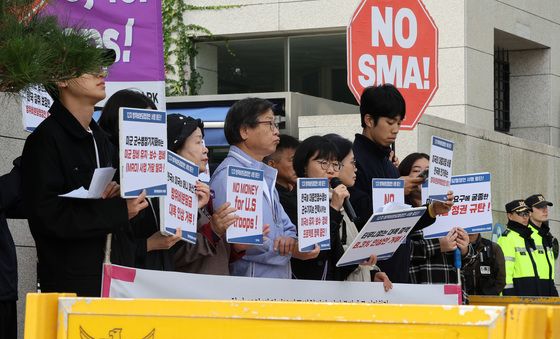 외교부 앞 평통사의 외침