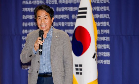 축사하는 윤종오 원내대표