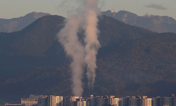 기온 뚝, 난방 수증기 모락모락