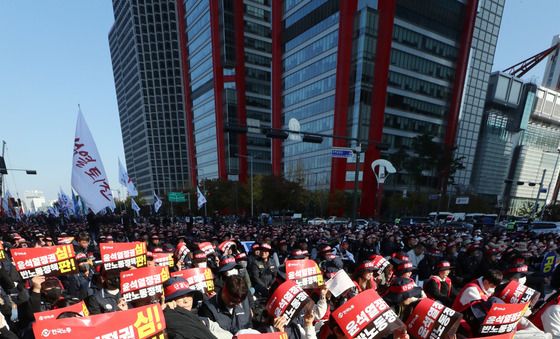 '윤석열 정권 심판' 피켓 든 한국노총