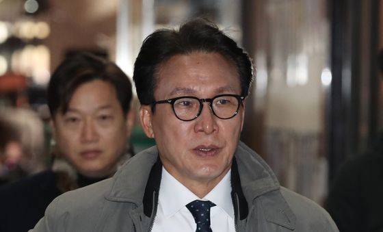 비공개 최고위회의 참석하는 김민석