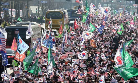 탄핵 반대 집회로 세종대로 도로 일부 통제