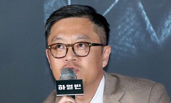 '하얼빈' 메가폰 잡은 우민호 감독