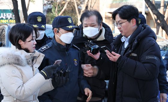 윤석열 대통령 비선 의혹, 건진법사 영장실질심사 출석