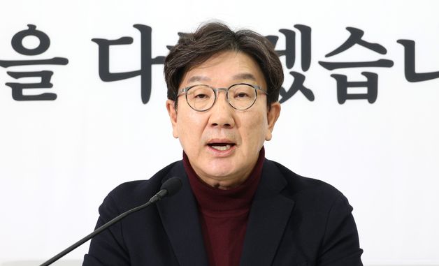 권성동 "특검추천권 야 독점…상설특검 거부권 안 쓰는게 헌법위반"