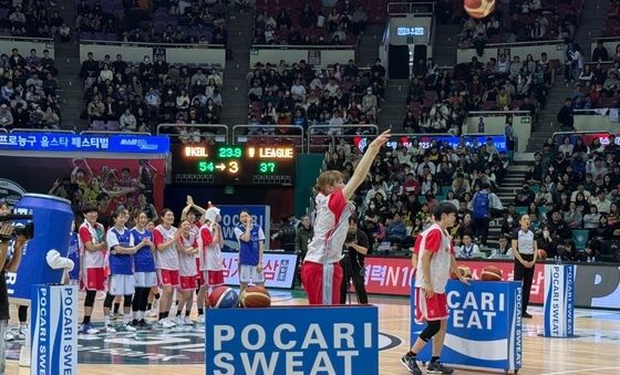 동아오츠카, WKBL 올스타전서 팬들과 특별한 시간