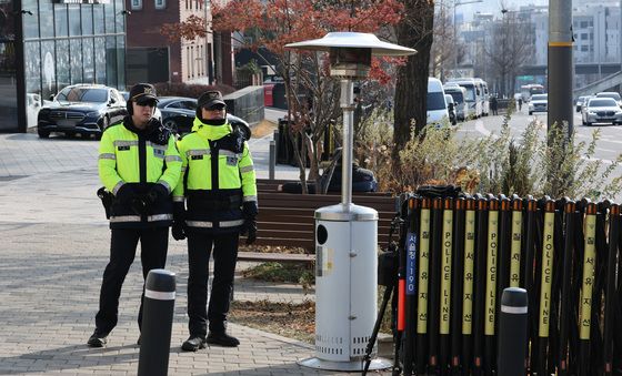 윤석열 대통령 3차소환 불응, 적막한 관저 앞