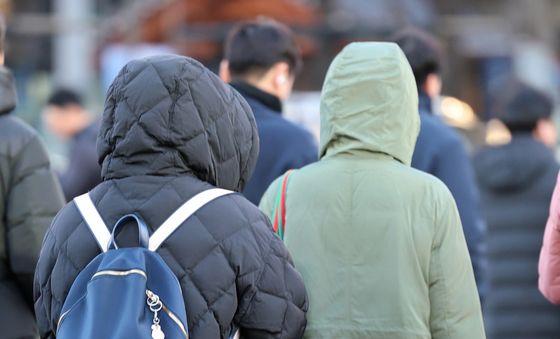 영하권 날씨…'롱패딩은 필수'