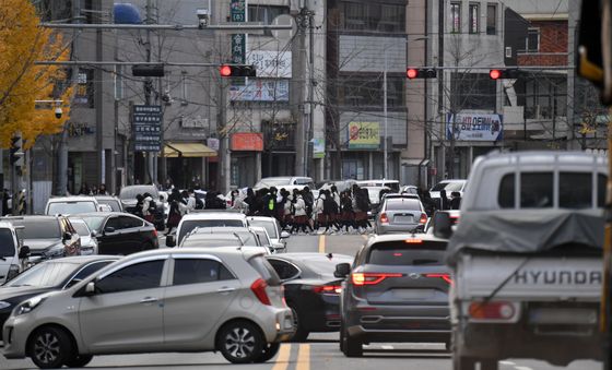 통학버스 언제 운행될까