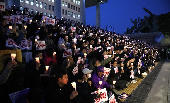 윤 대통령 사퇴촉구·탄핵 추진 범국민 촛불문화제