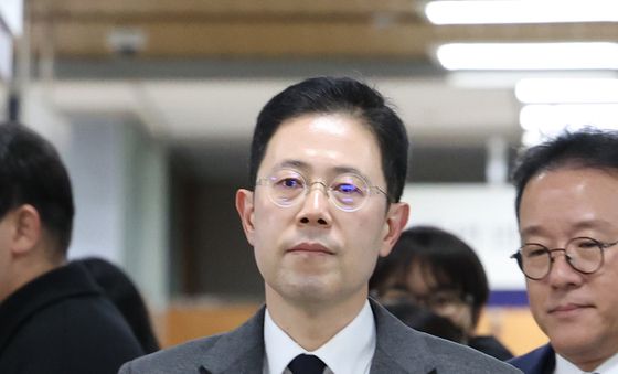 2심 선고공판 출석하는 손준성