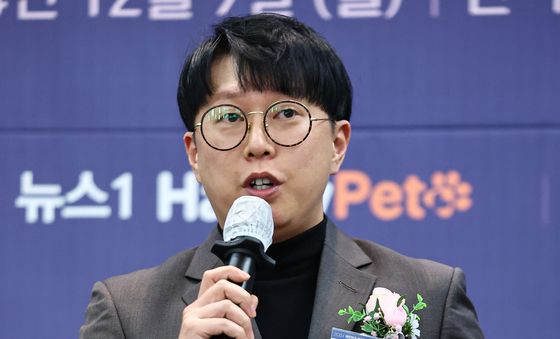 수상 소감 밝히는 오광일 온힐펫 본부장