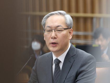 엄상필 대법관 후보자 '청문회 질의에 답변'