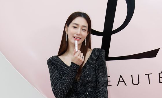 '이병헌♥' 이민정, 사랑스러운 미소