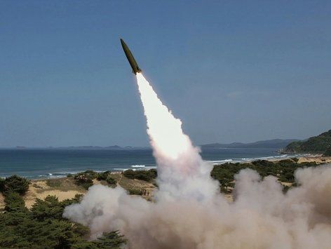 북한, '새 유도기술' 탄도미사일 시험…"자치유도항법 검증"