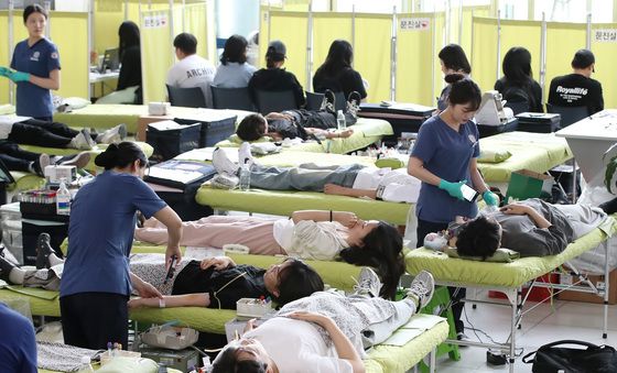 이웃사랑 실천하는 대구보건대 헌혈 축제