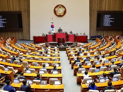 민주, 운영·법사·과방 11개 상임위원장 확보