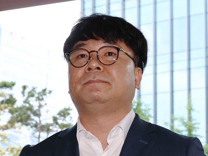 '김건희 명품백 의혹 보도' 피고발인 출석하는 이명수 기자