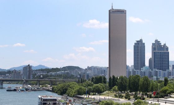 14년만에 운영 중단되는 한강 유람선 '아라호'