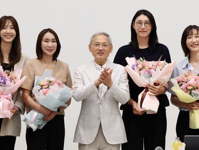 배구 국대은퇴 선수들 만난 유인촌 장관