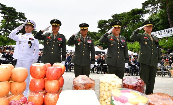 선배님들 호국정신 잊지 않겠습니다