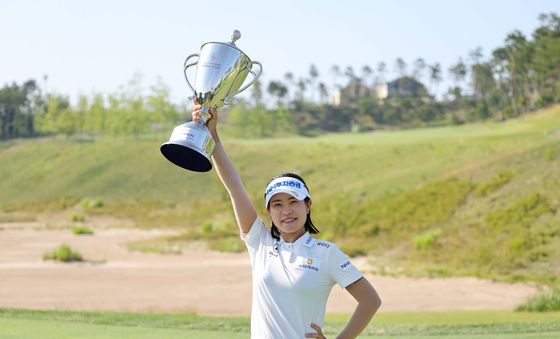 박민지, KLPGA 첫 단일 대회 4연패