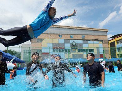 '우리학교 운동장이 물놀이장이 됐어요'