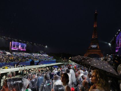 '우산이 필요한 날씨' 2024 파리올림픽 개회식