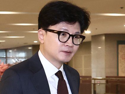 황우여 비대위 오찬 참석하는 한동훈 대표