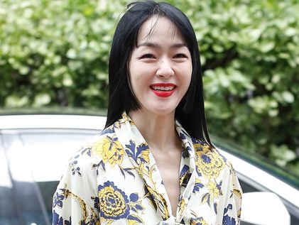 김윤아, 비타민 미소