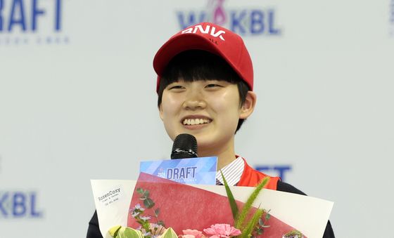 2라운드 6순위로 BNK 썸에 지명된 김보현