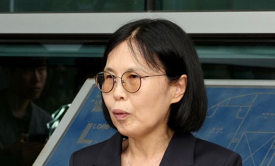 법원 '최태원과 김희영, 노소영에 20억 위자료 지급 판결'