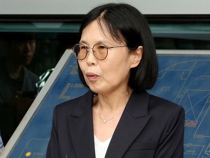 법원 '최태원과 김희영, 노소영에 20억 위자료 지급 판결'