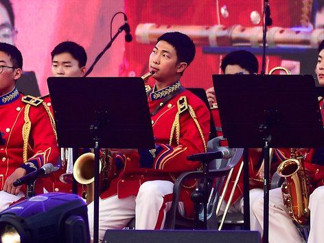 화천 토마토 축제에 등장한 BTS RM