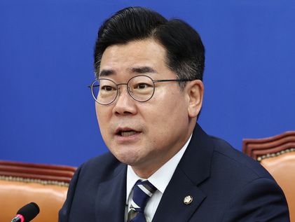 박찬대 "윤 대통령, 영수회담 통해 야당과 힘 합쳐야"