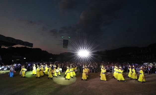 '친환경 축제 새 지평' 제28회 무주반딧불축제 개막