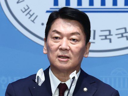 안철수 "의대 정원 증원 1년 유예해야"