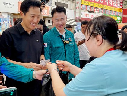 창동신창시장 찾은 오세훈 시장·오언석 구청장