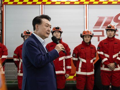 윤석열 대통령, 추석 명절 근무 소방대원 격려