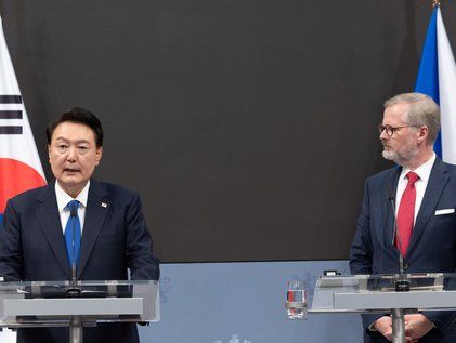 윤석열 대통령, 피알라 총리와 한·체코 공동언론발표