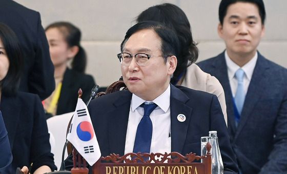 동아시아정상회의 경제장관회의 참석한 정인교 본부장