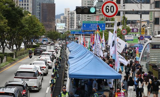 대구 도심에서 열린 '제16회 대구퀴어문화축제'