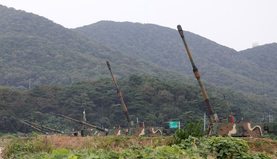 늠름한 자태 뽐내는 K-9 자주포