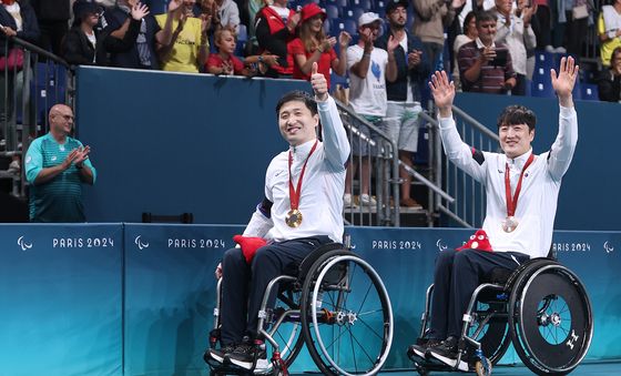 탁구 김영건 금메달, 한국 6번째 金…김정길 동메달