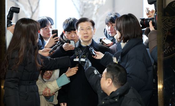 박종준 경호처장 '대통령 신분에 맞는 수사 절차 진행돼야'