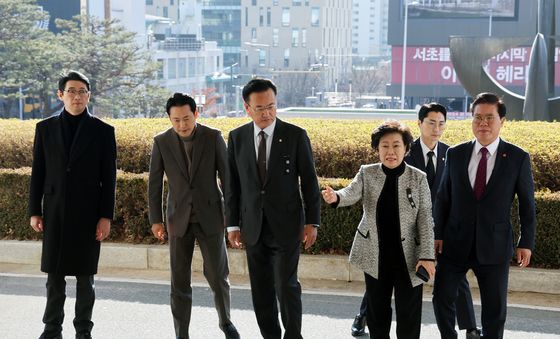 대법원 항의 방문한 국민의힘…윤석열 대통령 영장발부 규탄