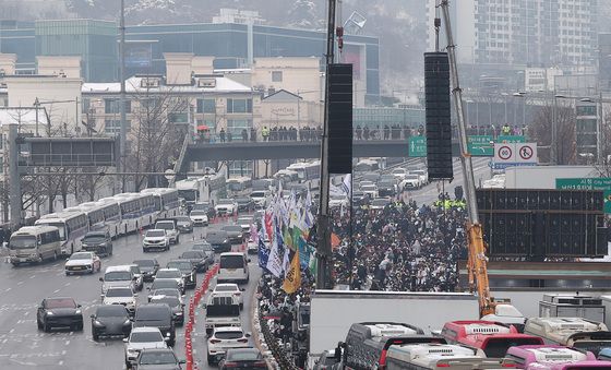 일부 통행 재개된 한남대로