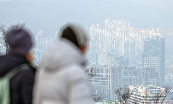 '서울 아파트 가격, 40주 연속 상승세에 제동'